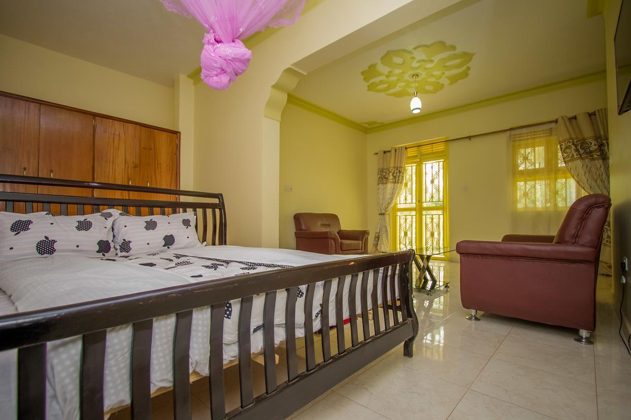 Heras Country Resort Kabale Bagian luar foto