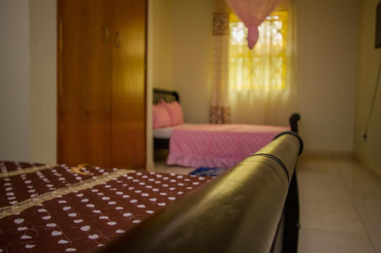 Heras Country Resort Kabale Bagian luar foto