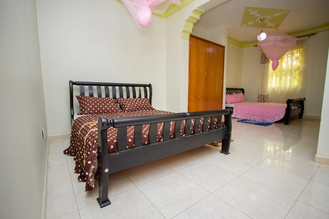 Heras Country Resort Kabale Bagian luar foto
