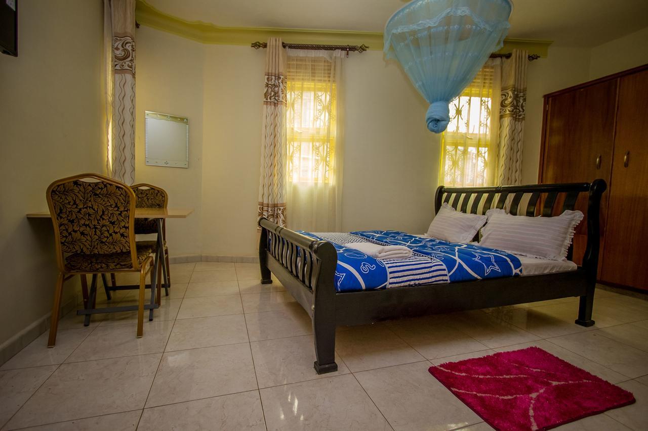 Heras Country Resort Kabale Bagian luar foto