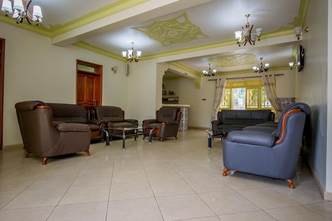 Heras Country Resort Kabale Bagian luar foto