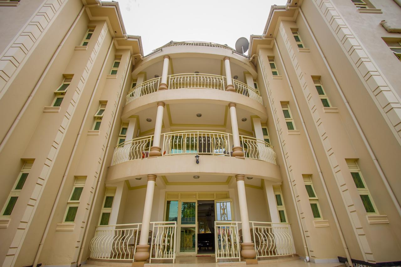 Heras Country Resort Kabale Bagian luar foto